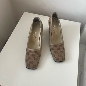 Vintage Gucci square toe heels